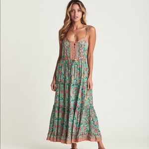 ISO: Arnhem Muse in Verde